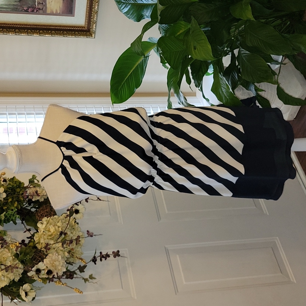 Express navy blue white diagonal stripe dress fullylined spaghetti strap M EUC …